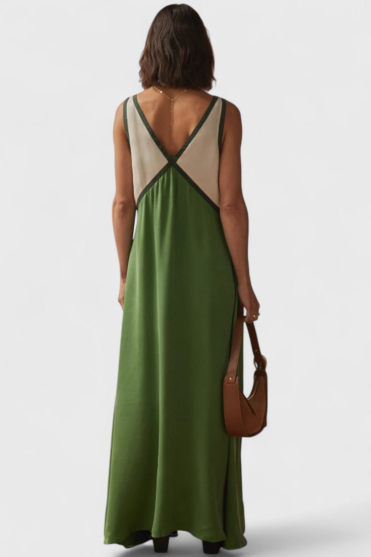 Diamond Boho Summer Dress with V Neckline