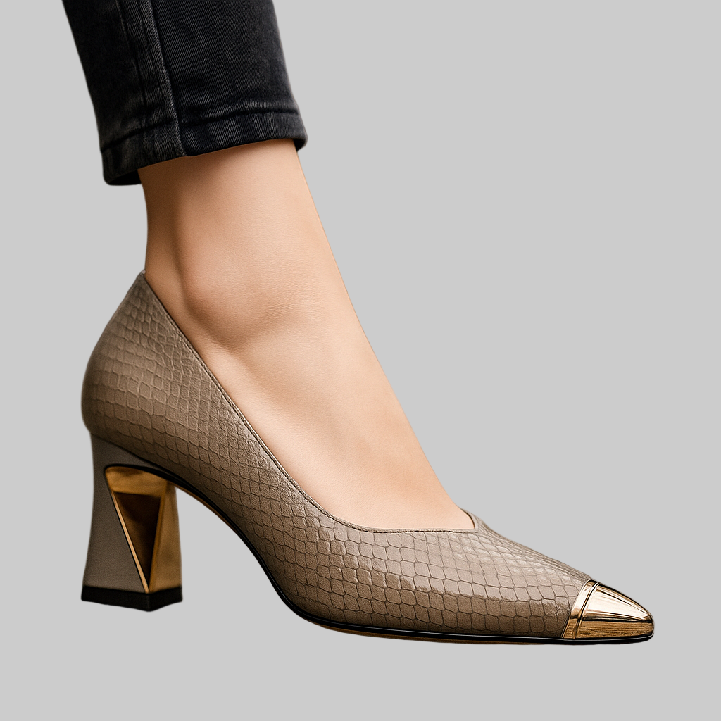 Amanda heels with gold tip