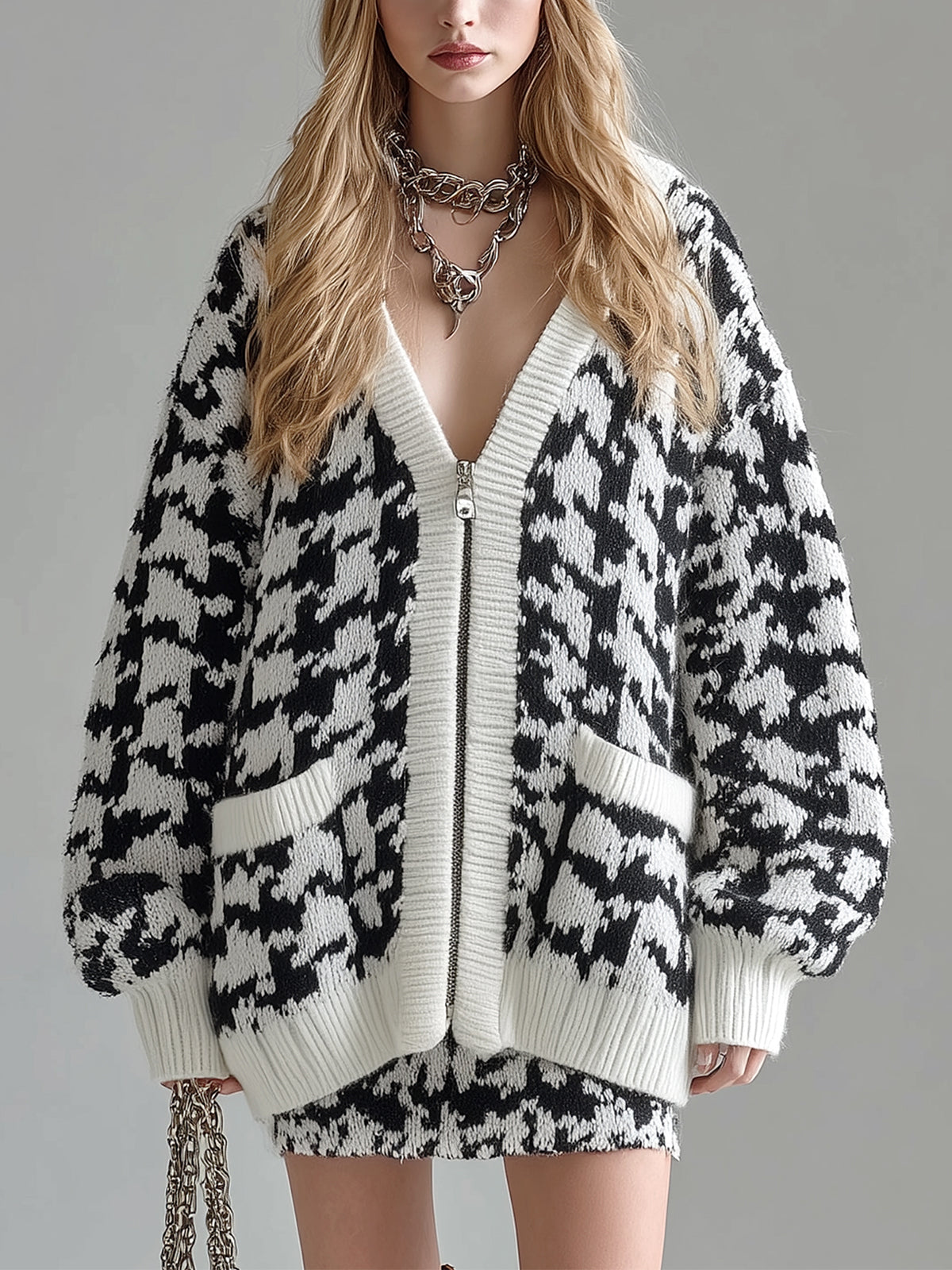 Ora | Casual elegant cardigan with V neckline, single breasted, oversized, long sleeve, knitted, with houndstooth pattern