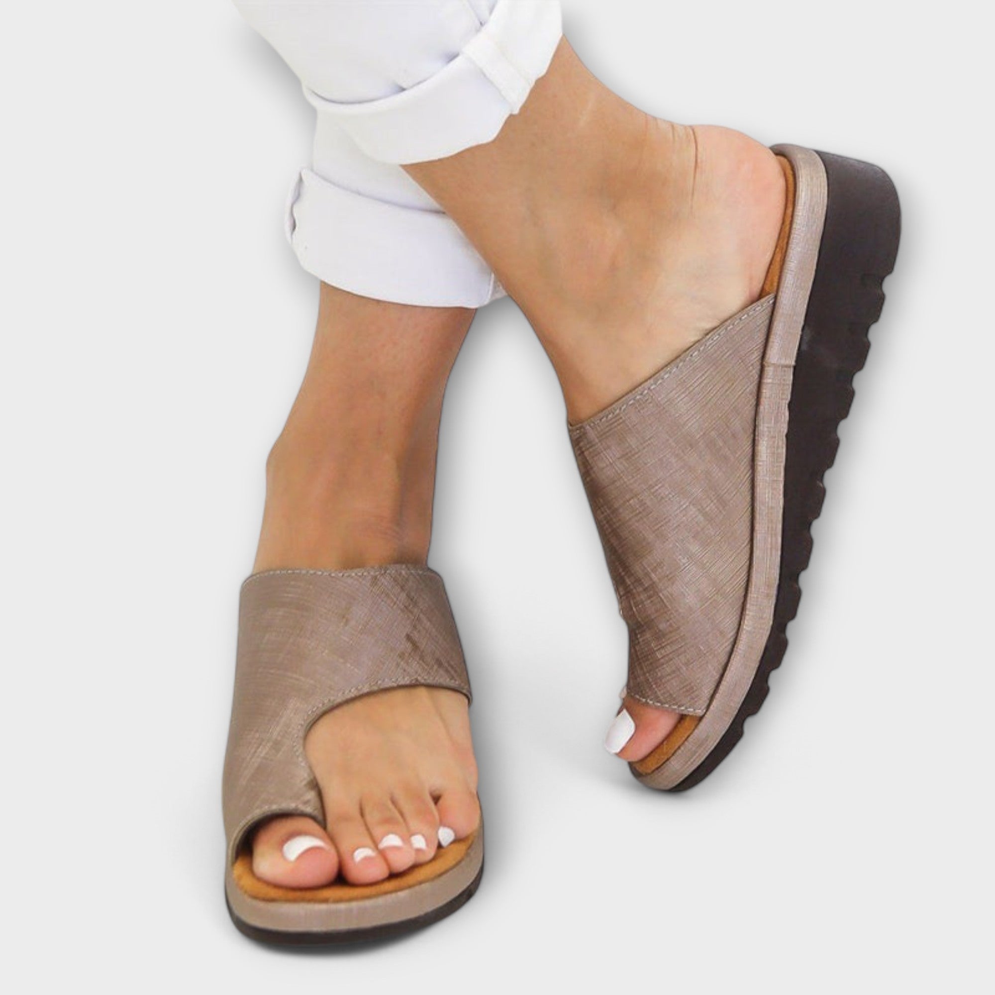 Maina — Comfortable Orthopedic Sandals