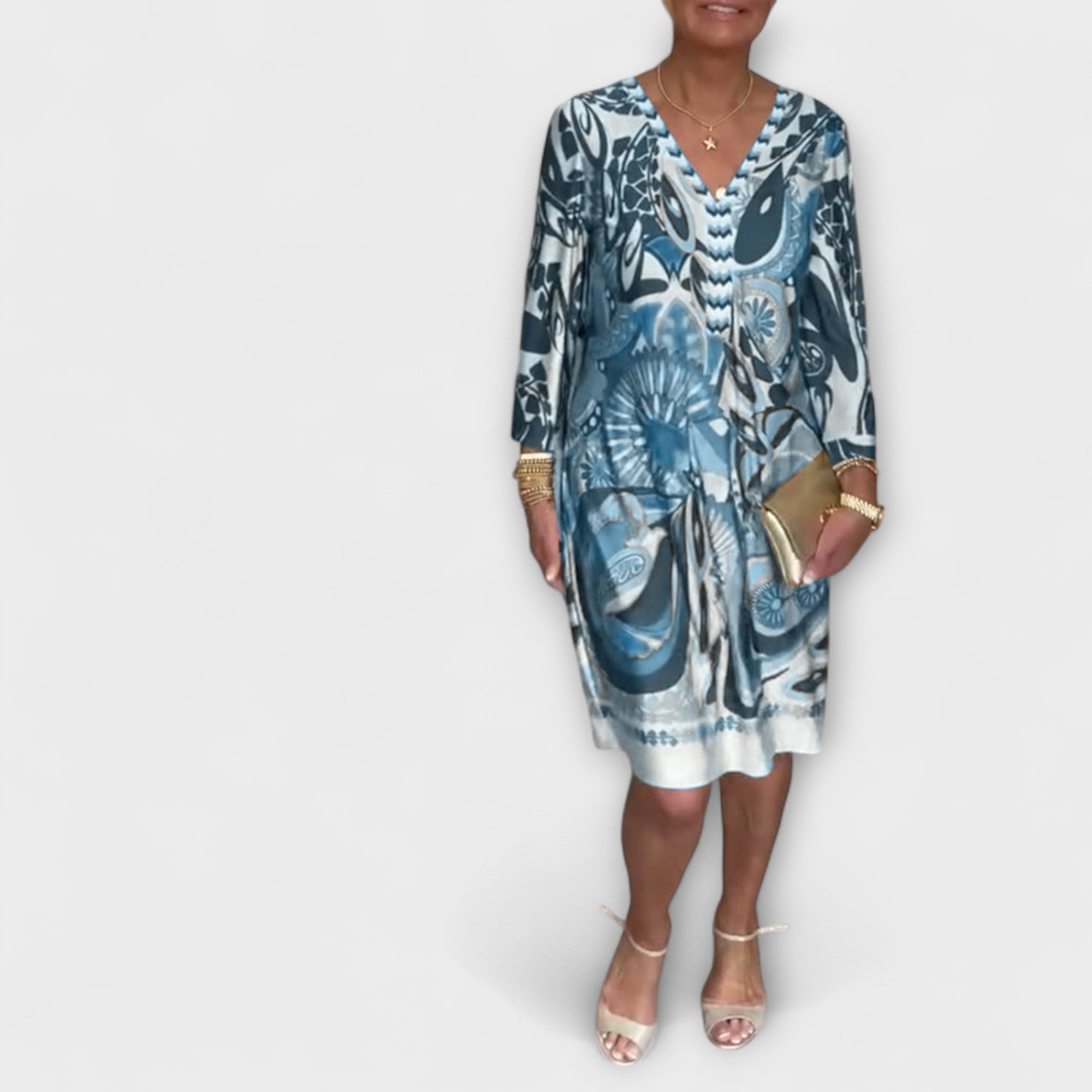 Loose Dress with V Neckline (Retro Design)