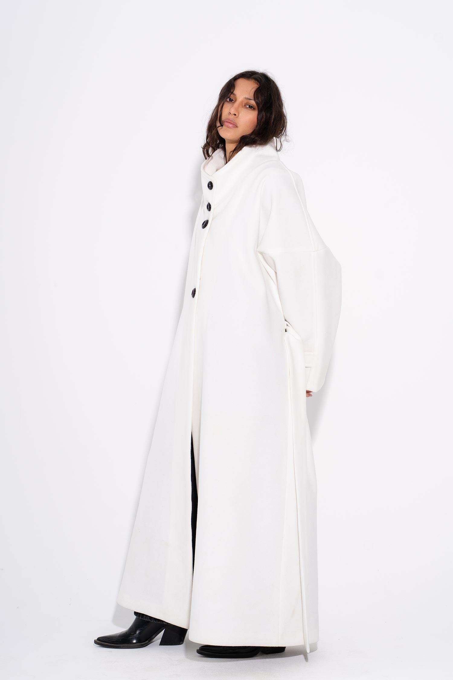 Kathy - Buttoned Wool Coat - White