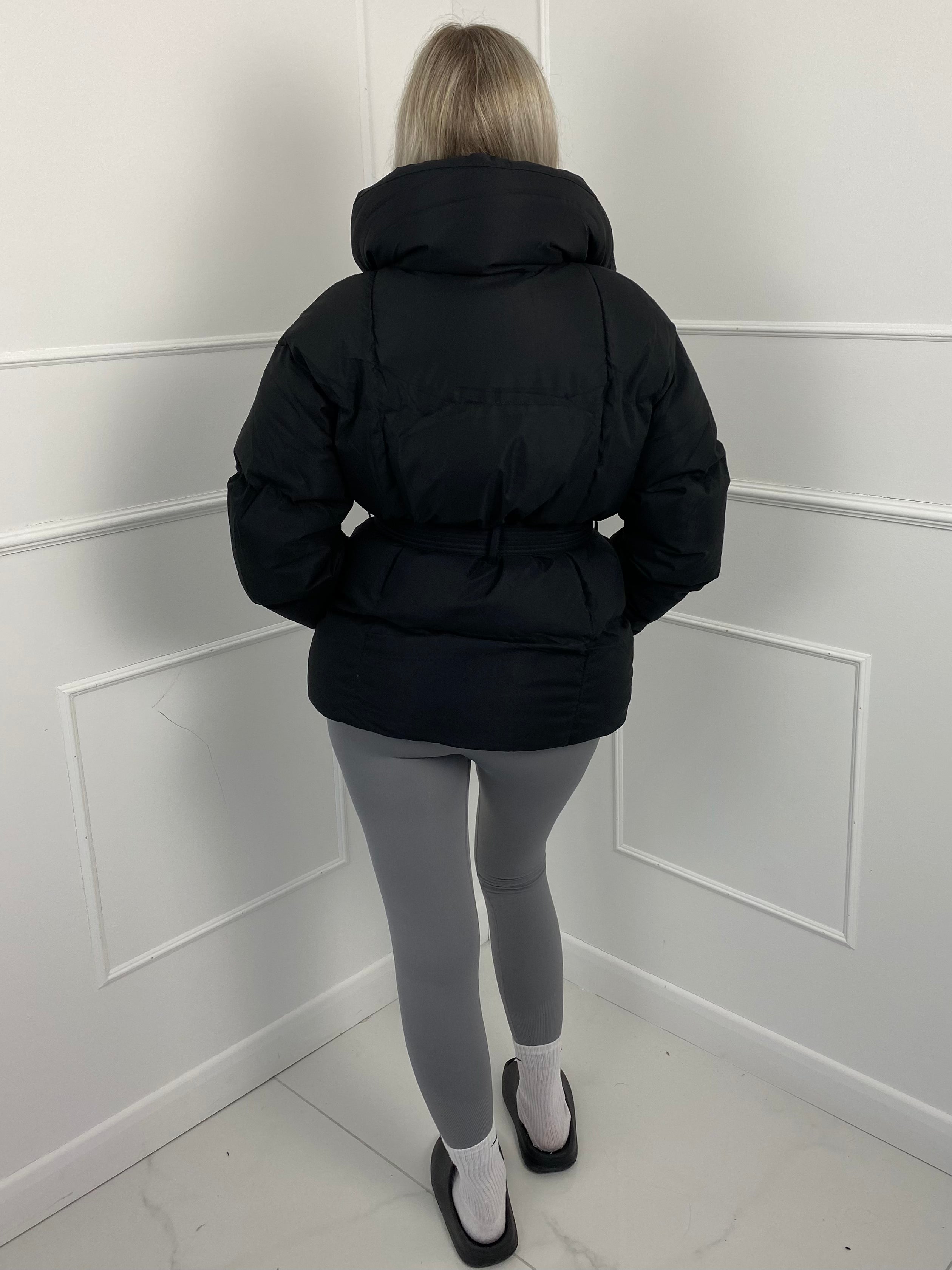 Karyl - Short jacket with belt and pockets