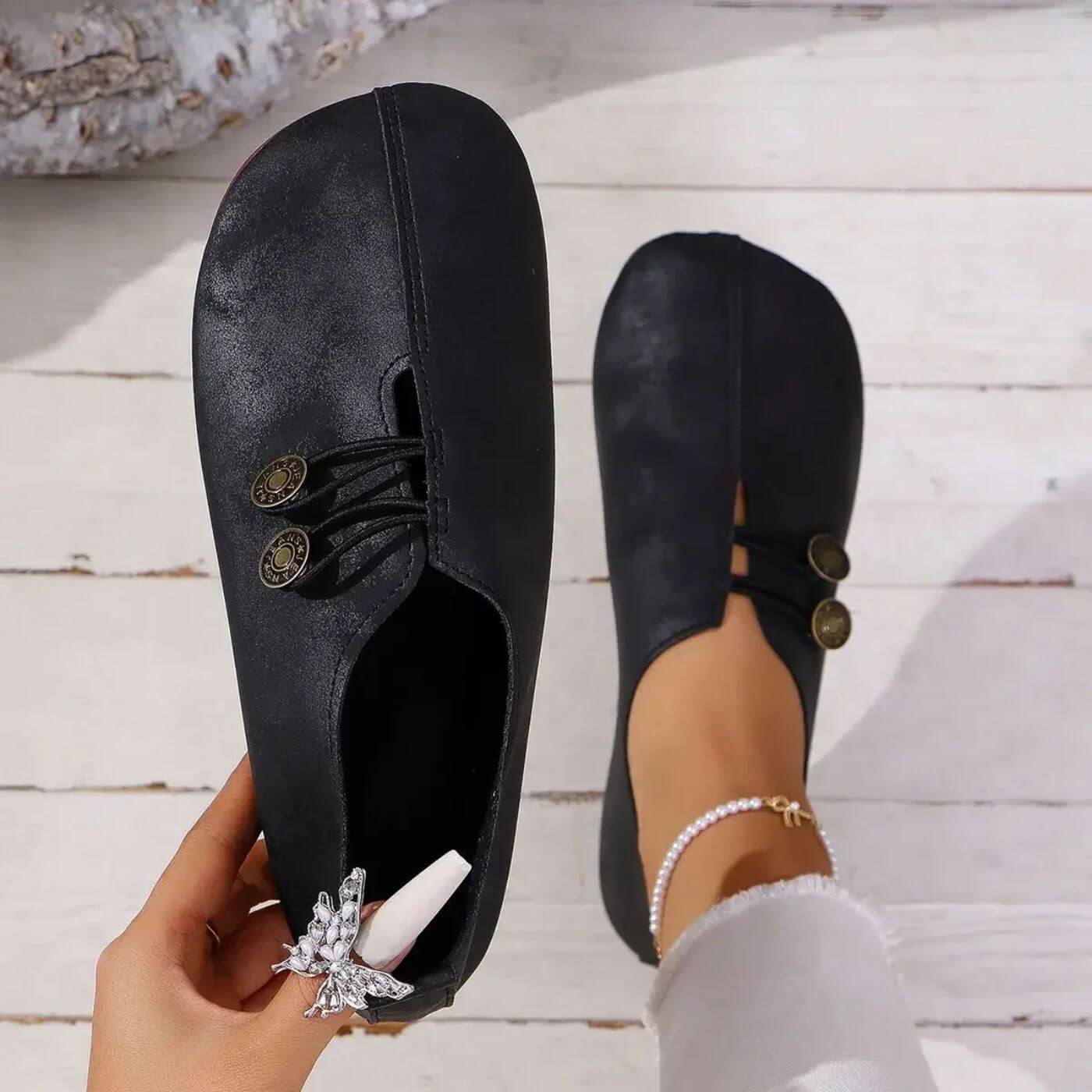 The Poise | wide-fitting orthopedic shoes