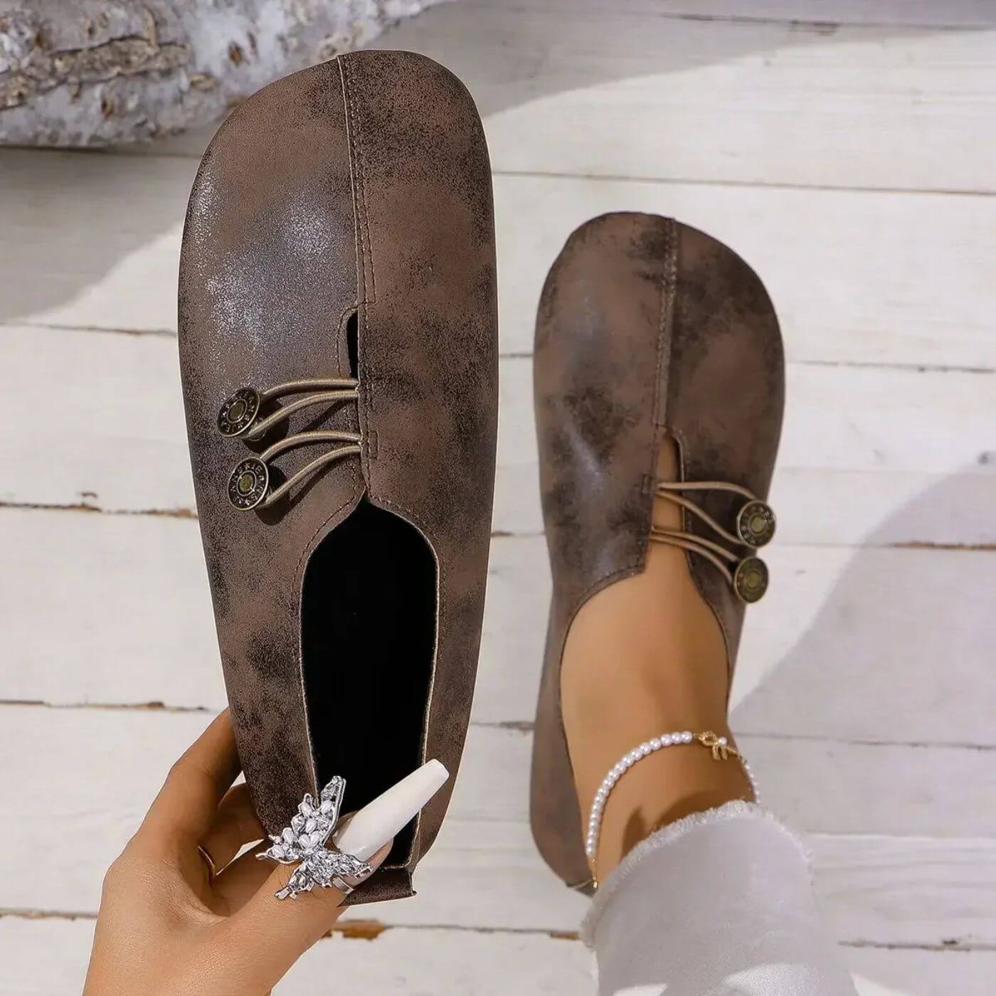 The Poise | wide-fitting orthopedic shoes