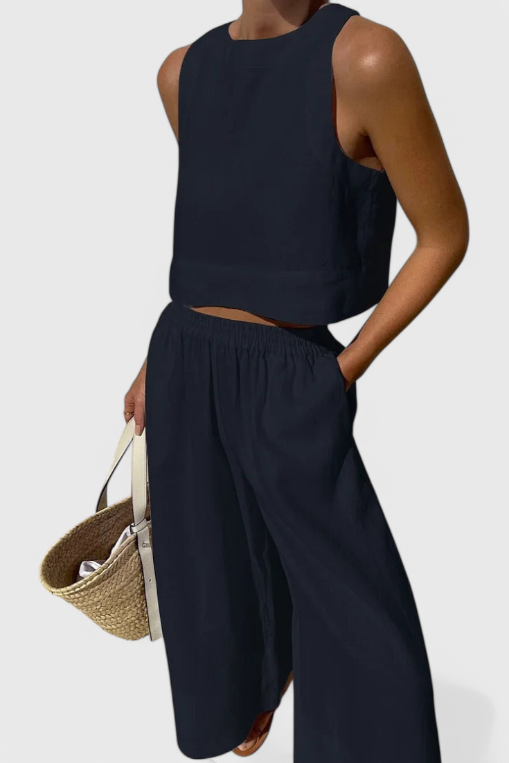 Avelina Minimalist Set in Lightweight Cotton and Linen