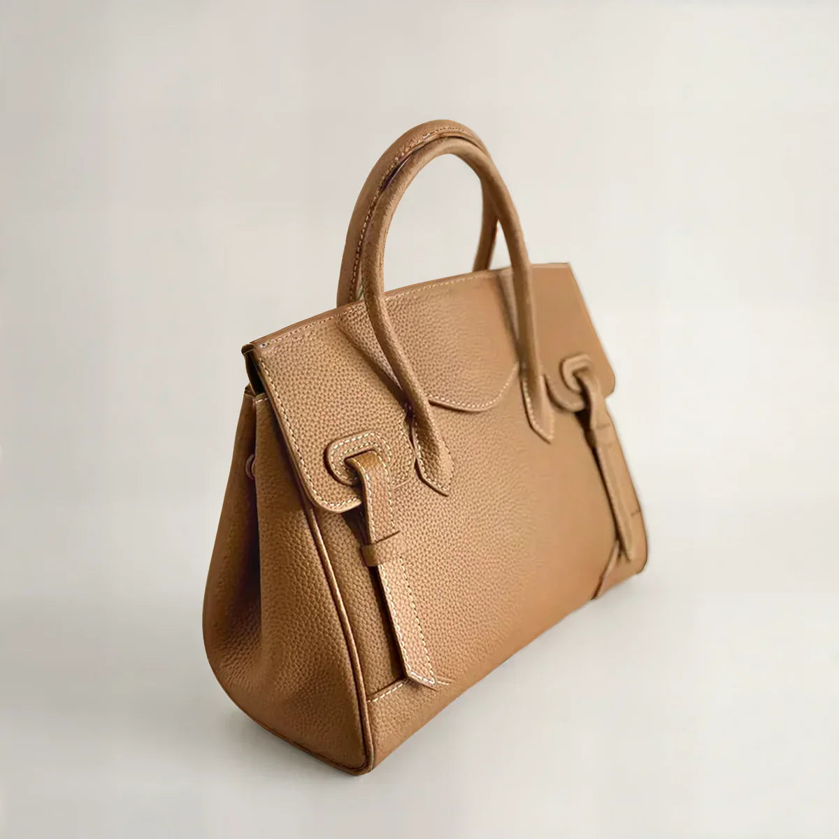 Petrina | Black wood bag