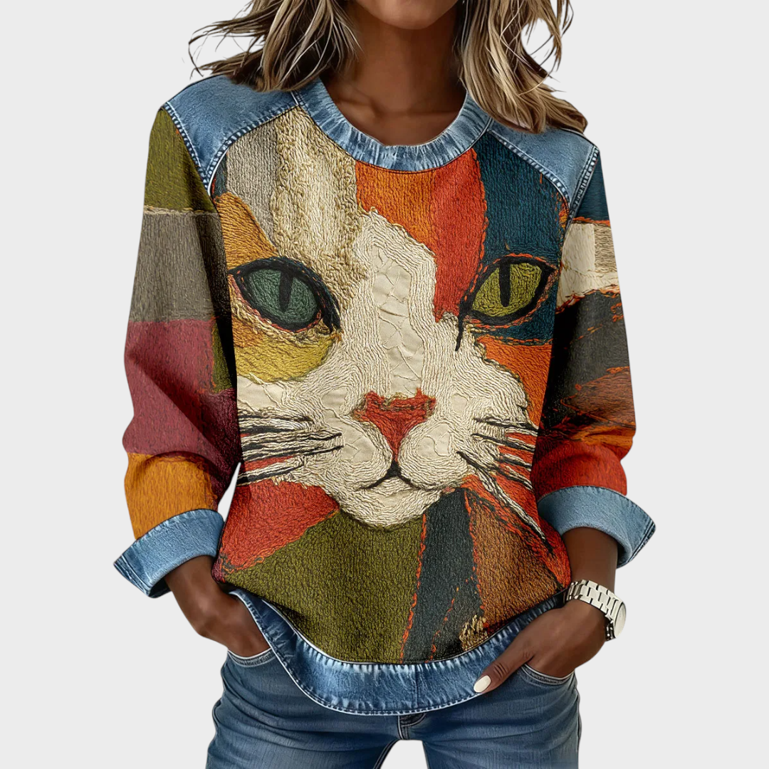 Jenny | Women's blouse with V-neck and geometric cat pattern