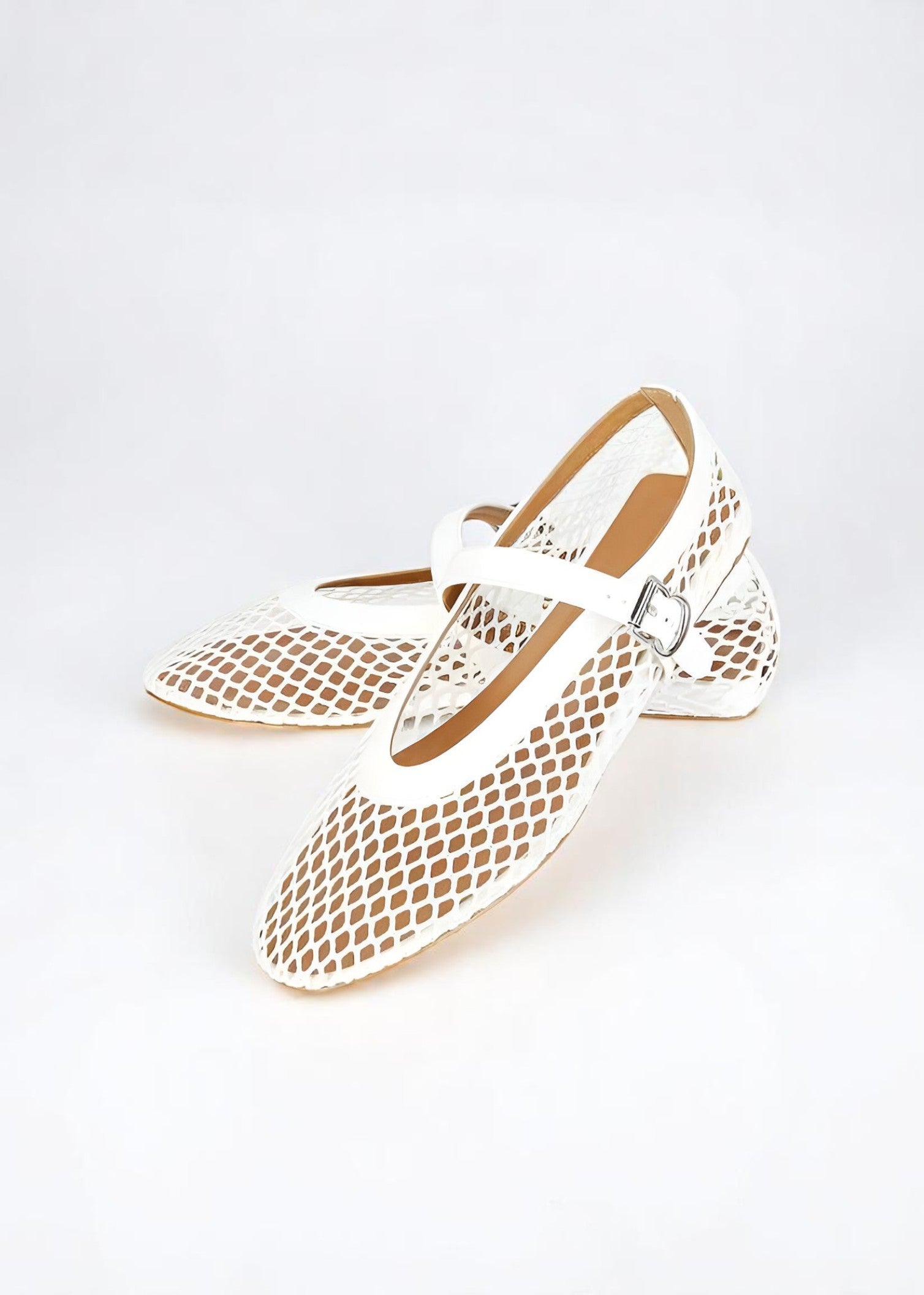 Luna – Mesh Flats with Modern & Statement Style