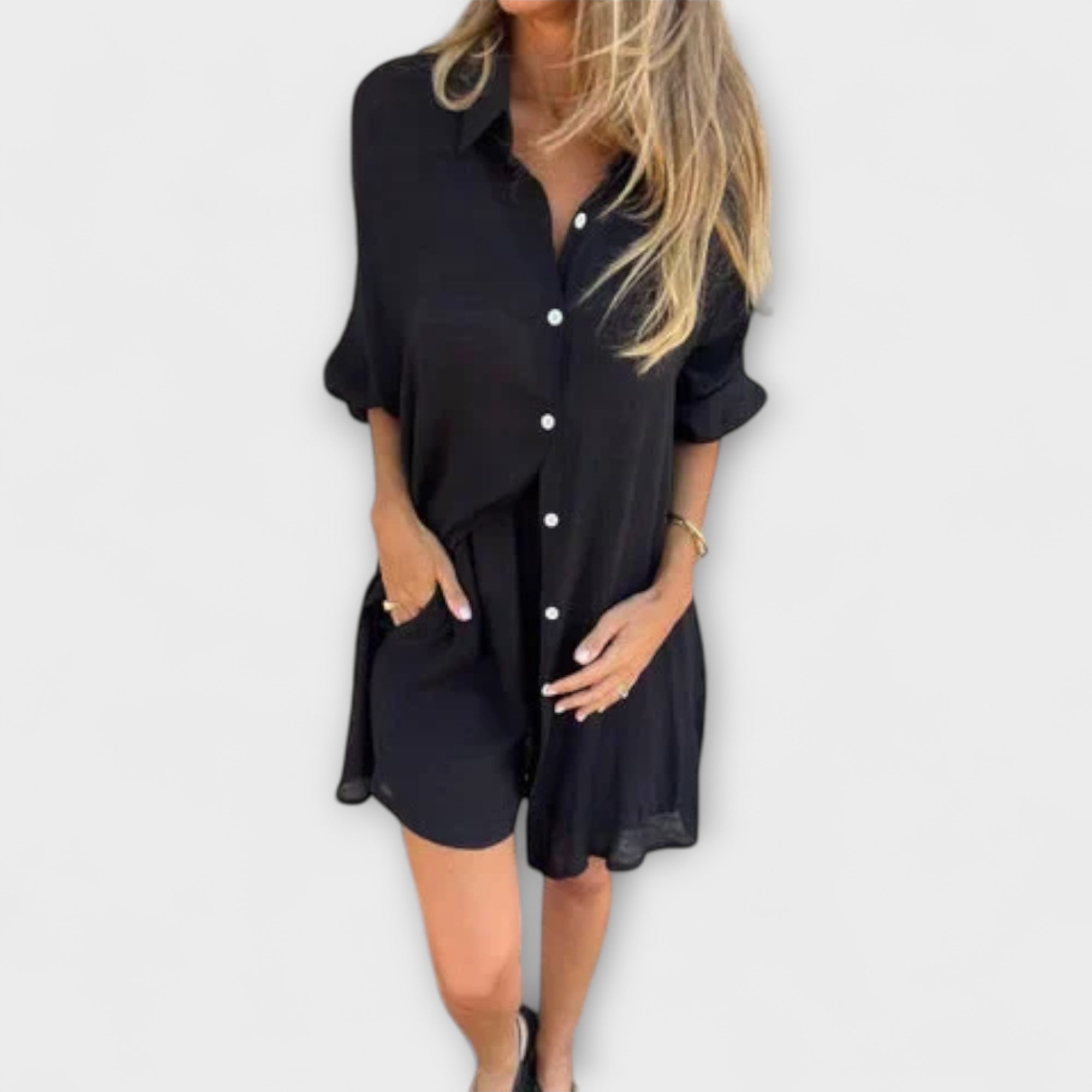 Mirabo - Blouse and shorts set