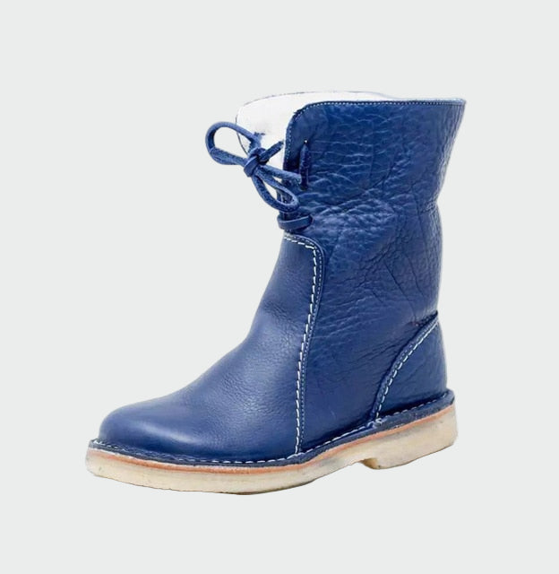 Waterproof leather boots with wool lining