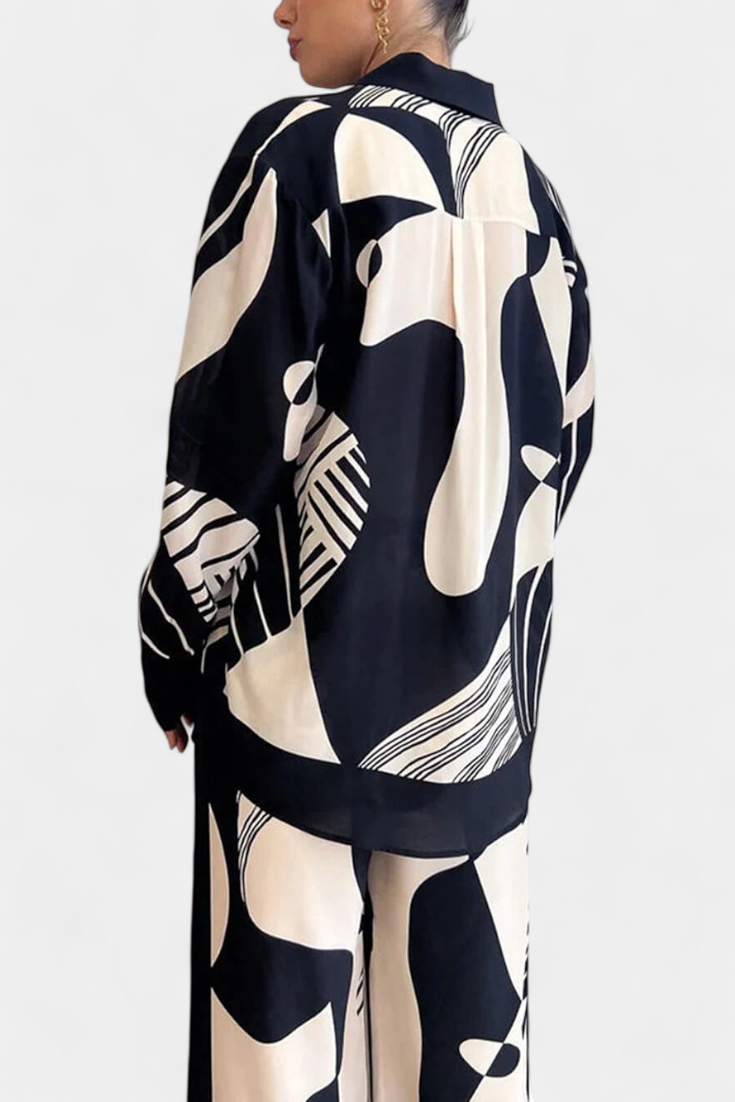 Basilisa Set with Wide Leg Pants and Graffiti Print