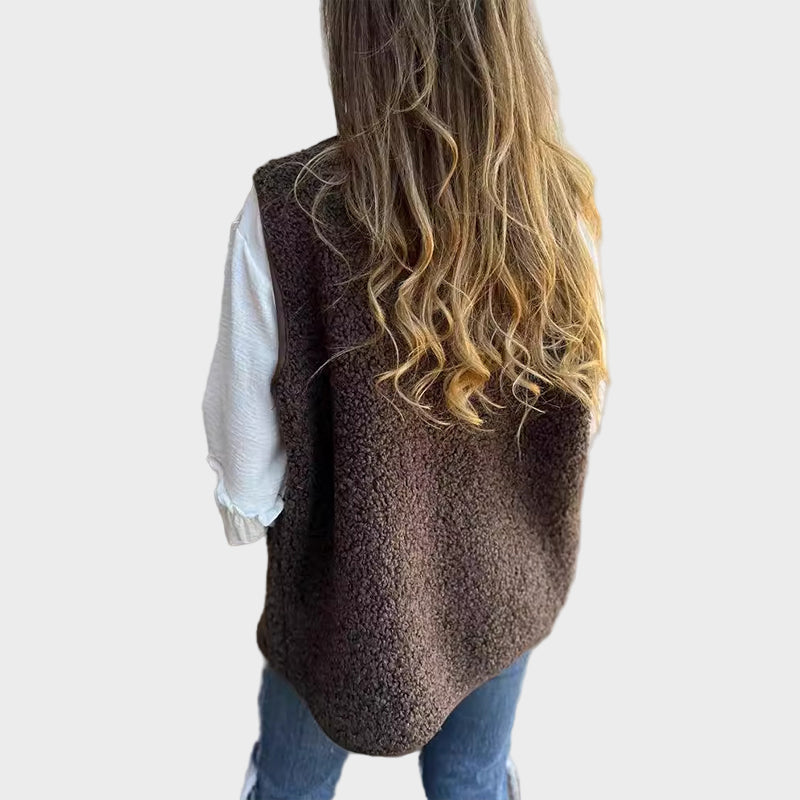 Lynora | Short Warm Vest with Buttons